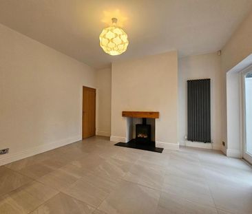 4 bedroom semi-detached house to rent - Photo 4