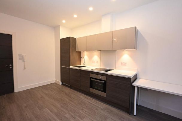 1 bedroom flat to rent - Photo 1