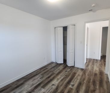 For Lease - 9 Queen Street Unit# 205, Springwater, Ontario - Photo 3