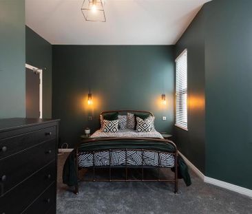 Room 3, 79 Upper Newtownards Road, Belfast, BT4 3HU - Photo 3