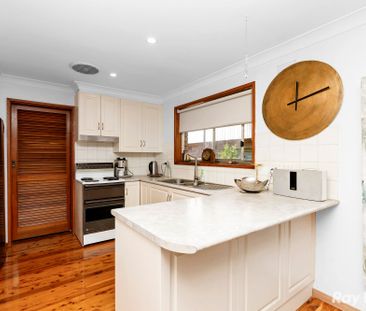 Beautiful and furnished 3-Bedroom Home! - Photo 4