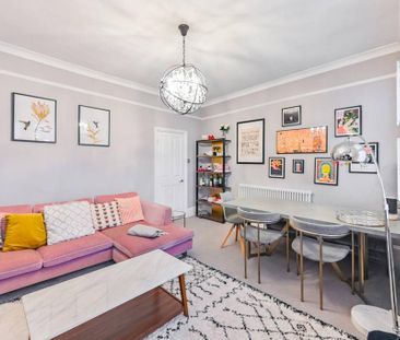 3 bedroom flat to rent - Photo 2