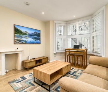 2 bedroom flat to rent - Photo 5