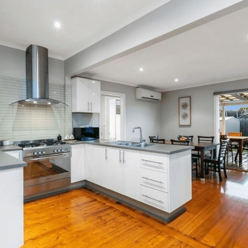 5 Berry Street, Sunshine North. - Photo 1