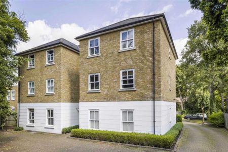 2 bed First Floor Flat for rent - Photo 5