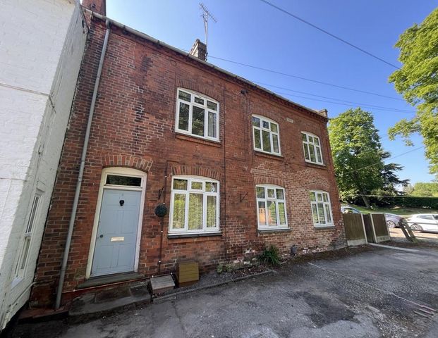 1 bedroom ground floor flat to rent - Photo 1