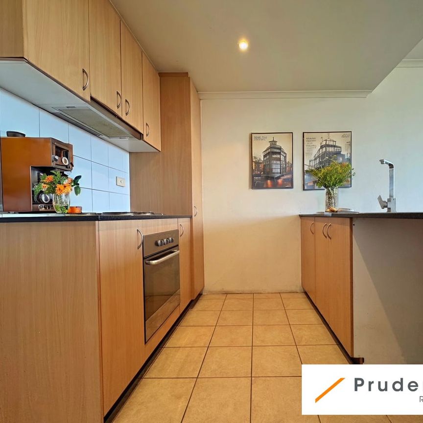 Effortless Urban Living in a Prime Central Location - Photo 1