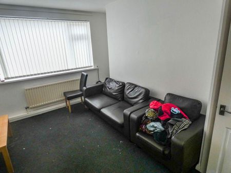 2 bed apartment to rent in SR1 - Photo 3