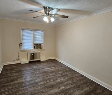 For Lease - 2773 Lake Shore Boulevard Unit# 4, Toronto, Ontario - Photo 4