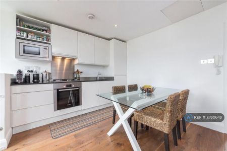 1 bedroom flat to rent - Photo 5