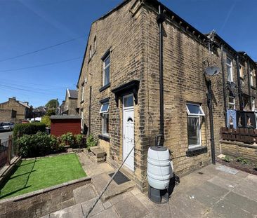 2 bedroom terraced house to rent - Photo 4