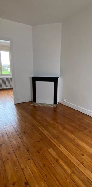 Appartement 2 pièces à louer au centre-ville de Saint Quentin - Photo 1