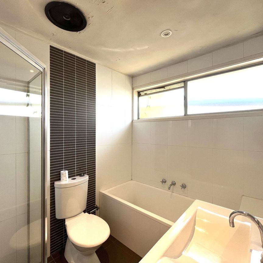 Convenient Family Living in a Peaceful South Penrith Location - Photo 1