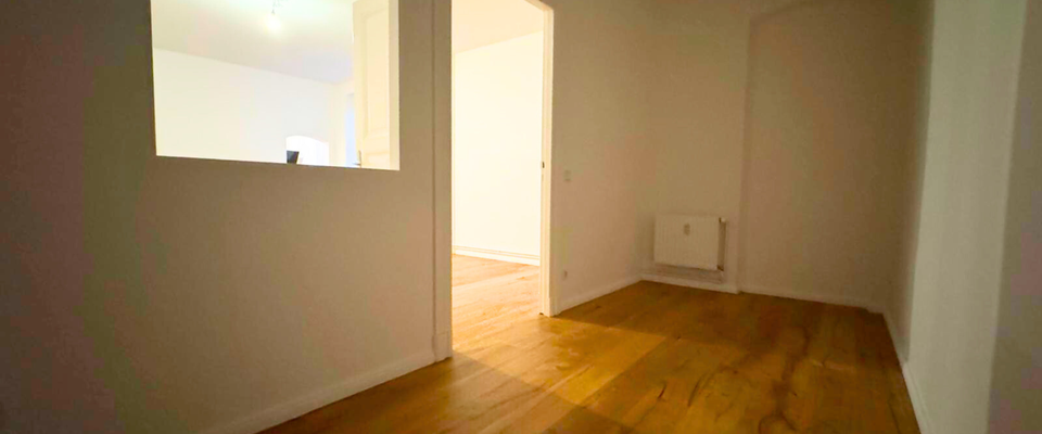 2-Zimmer-Altbauwohnung mit EBK & Duschbad - Erstbezug nach Modernisierung in Berlin-Wedding - Foto 1