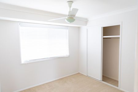 besutiful 4bedroom home in calamvale - Photo 3