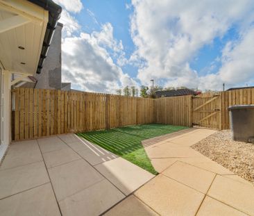 Price £1,095 pcm - Available Now - Unfurnished - Photo 1