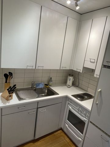 11/2-ROOM APARTMENT IN BASEL - ALTSTADT/GROSSBASEL, FURNISHED, TEMPORARY - Photo 4