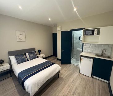 Studio to rent - Photo 6