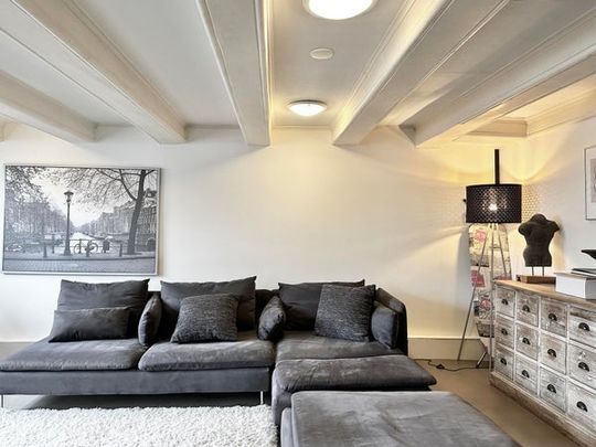 Te huur: Appartement Nes in Amsterdam - Photo 1