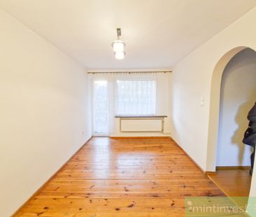 Do wynajęcia - niewielki dom z garażem i ogrodem - Zdjęcie 4