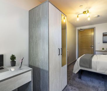 2 bedroom flat to rent - Photo 4