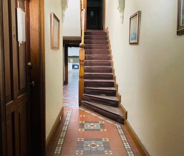 Chippendale - Photo 6