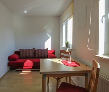Möbliertes Apartment in zentraler Wohnlage! - Photo 1