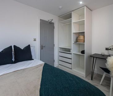 6 bedroom house to rent - Photo 1