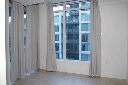 For Lease - 27 Bathurst Street Unit# 1113, Toronto, Ontario - Photo 3