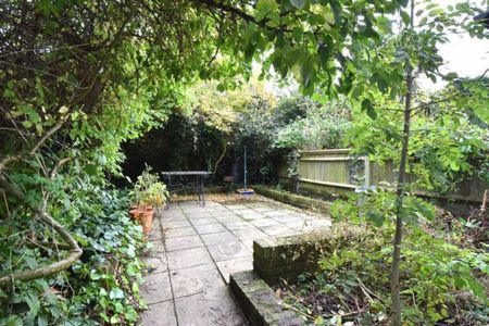 Kneller Road, Brockley, SE4 - Photo 4