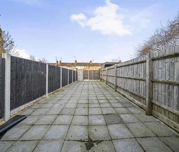Highbridge Road, Aylesbury, HP21 - Photo 6