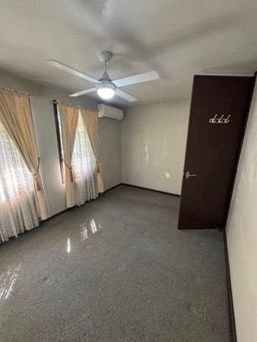 3 Bedroom, 1 Bathroom, 1 Extra Toilet - Photo 3