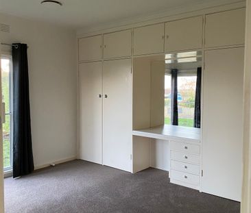 Fantastic well maintained 3 bedroom home. - Photo 1