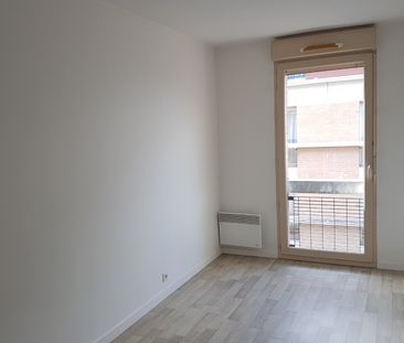 Location Appartement 2 pièces 53m² VALENCIENNES 59300 - Photo 6