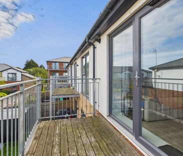 Peel Close, Tatling End, Gerrards Cross,SL9 - Photo 6
