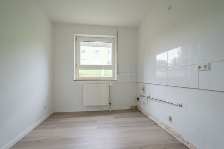 WOHNEN IN OTTWEILER – gemütliche 4-Zimmer-Wohnung in gefragter, ruhiger Lage mit Ausblick! - Photo 4