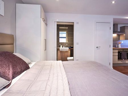 Apt 26, 5 South Parade - Photo 3