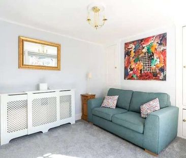 A charming three bed home with an attractive rear garden in the pop... - Photo 2