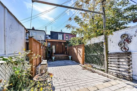 For Lease - 14 Marshall Street, Toronto, Ontario - Photo 2