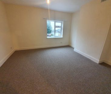 Field Lane, BURTON-ON-TRENT - Photo 3