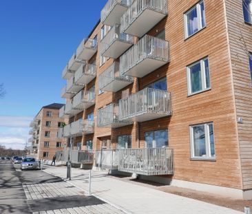 Råssnäsvägen, Motala - Photo 2