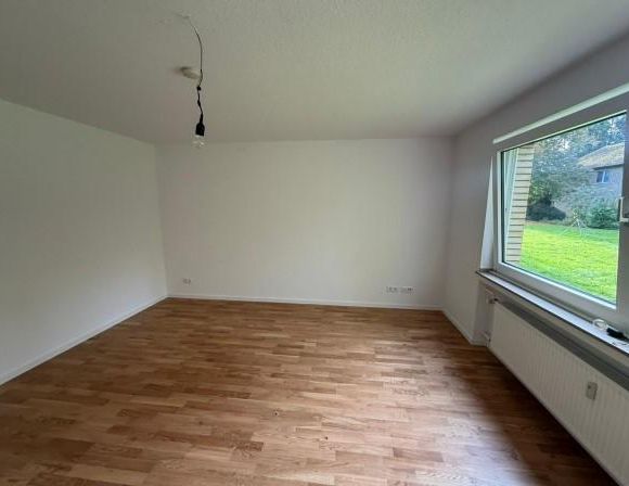 Frisch saniert und bezugsfrei ab sofort !! - Foto 1