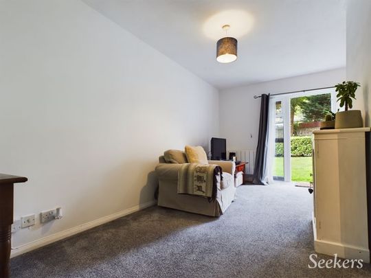 1 bed flat to rent in Buckland Road, Maidstone, ME16 - Photo 1