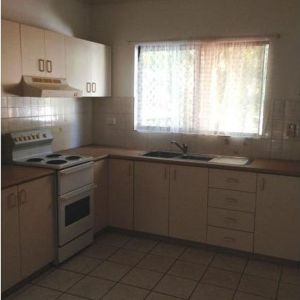 Neat & tidy 2 Bedroom Unit in Driver - Photo 2