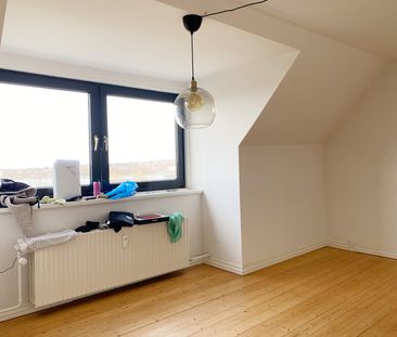 Udsigt over Limfjorden fra 4. sal – lys 2-værelses i Aalborg<br> - Photo 1