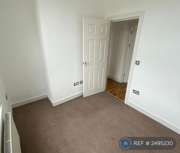 3 bedroom flat to rent - Photo 1