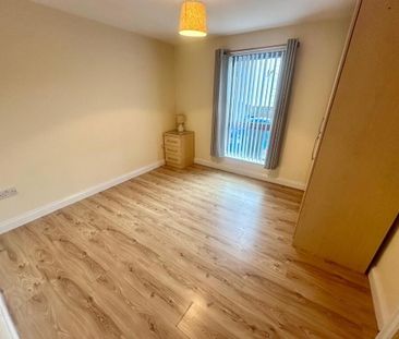 37 Millhouse Road, Antrim, BT41 2UP - Photo 4
