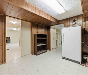 For Lease - 1842 Playfair Drive, Alta Vista and Area, Ontario - Photo 5