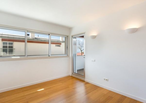 3 Bedroom Apartment with a view, Alto de Santa Catarina, Oeiras