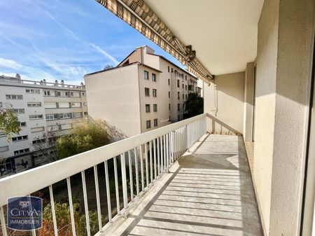 Location Appartement 3 pièces 76m² LYON 6ème - Photo 5